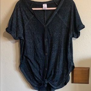 No Boundries Knotted Thermal Tee